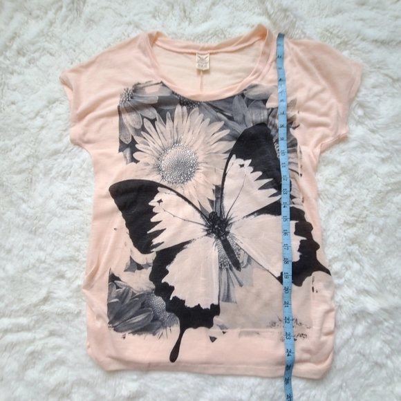 Faded Glory peach cap sleeve butterfly screen print tee w/rhinestone details Med - Picture 8 of 9